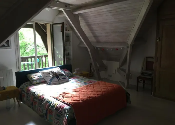 منزل للإقامة Avec Balcon Et Salle De Bains Privee